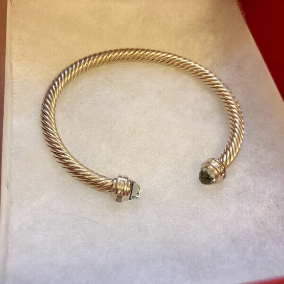 David Yurman Cable Classic Bracelet with Peridot - Picture 5 of 5
